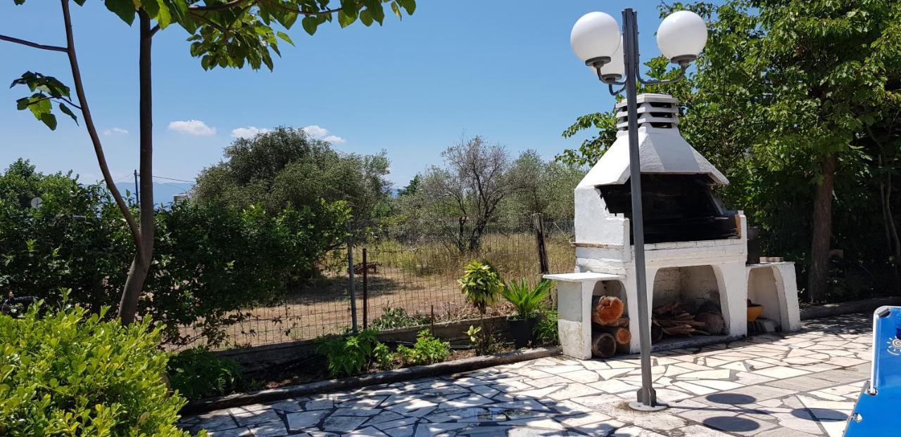 Country House By The Sea !!! Villa Karavomilos  Luaran gambar
