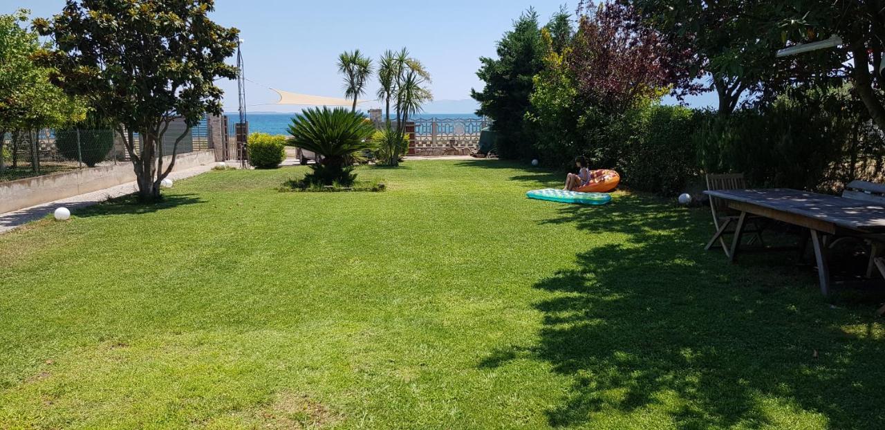 Country House By The Sea !!! Villa Karavomilos  Luaran gambar